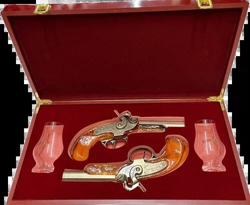 H. Deringer Pistol with Glasses Bourbon Whiskey Gift Pack 200ml