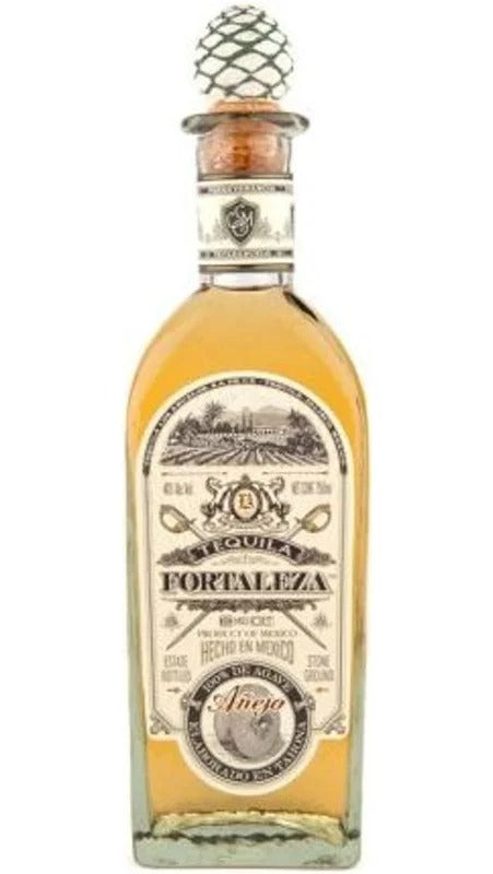 Tequila Añejo 70cl – Fortaleza